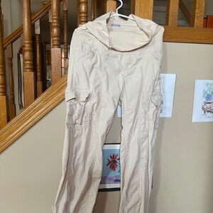 GAP Women's Beige Cargo Joggers